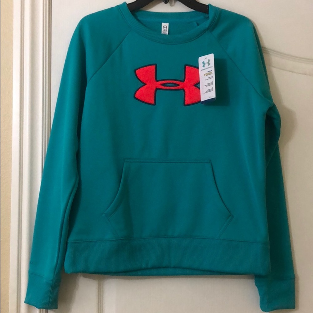 Under Armour pullover